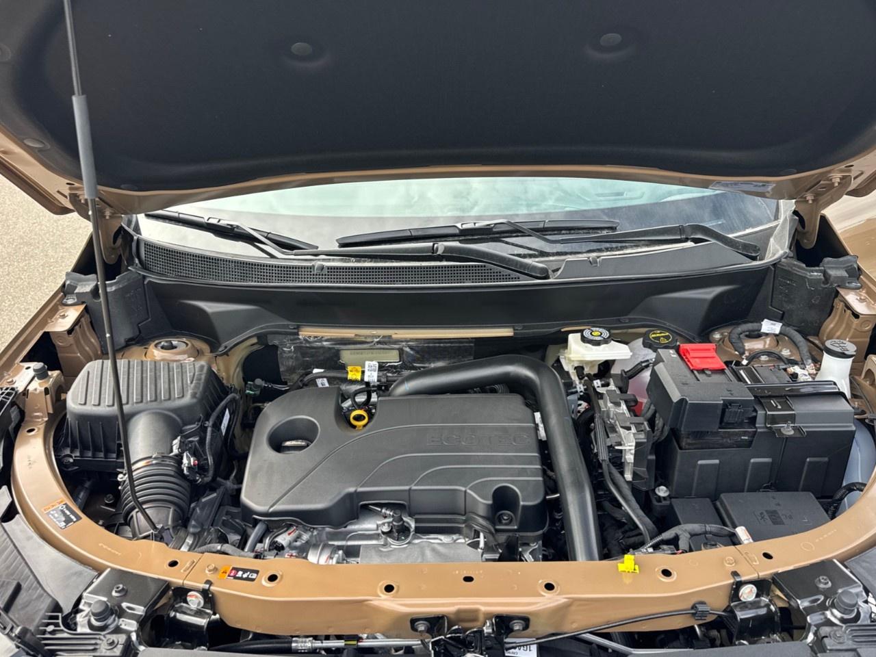 2027 Chevrolet Equinox AWD LT Photo