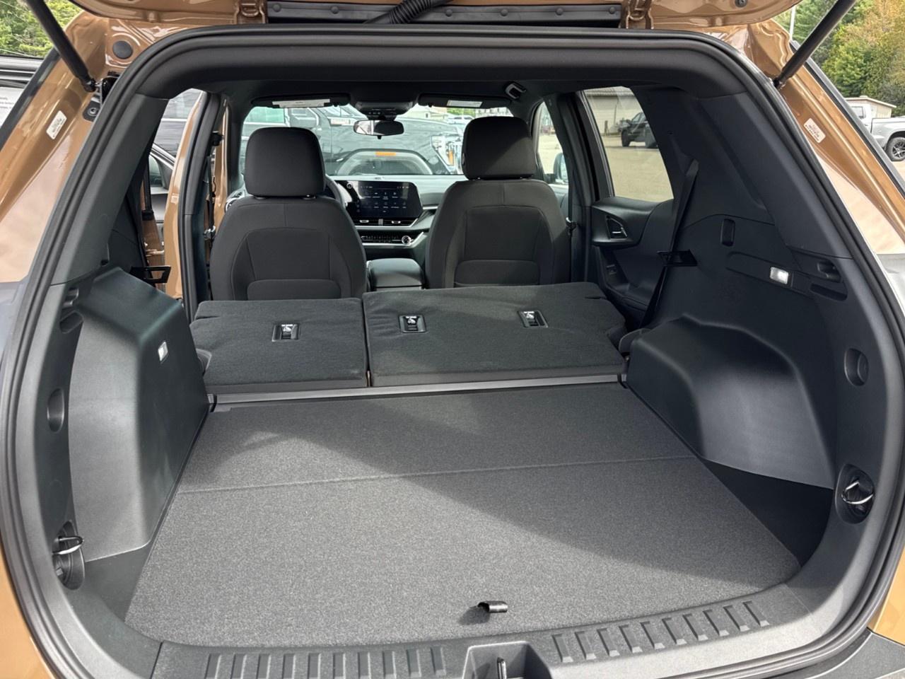 2027 Chevrolet Equinox AWD LT Photo