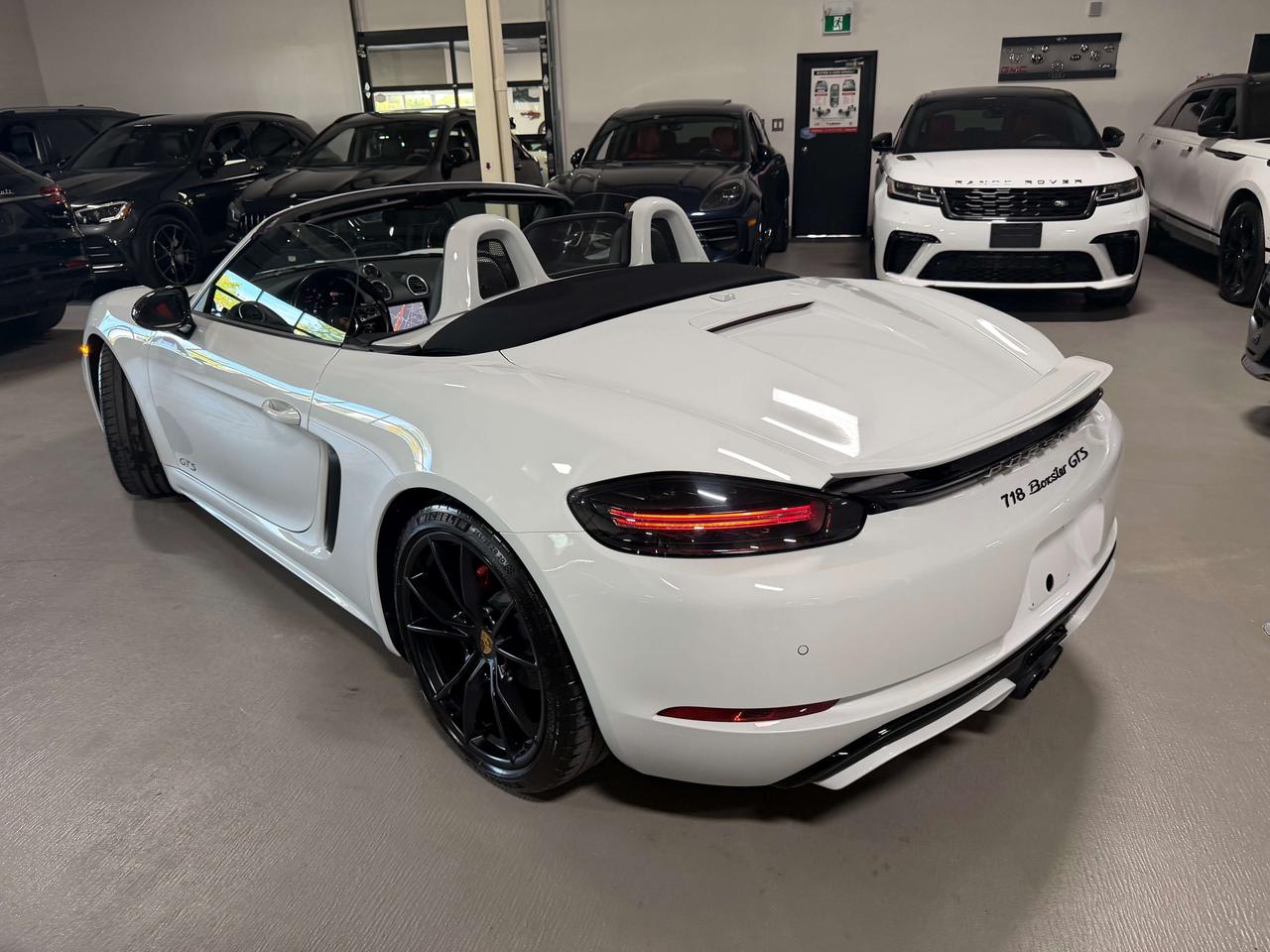 2018 Porsche 718 Boxster GTS PDK NAVIGATION WITH CARPLAY UPGRADE Photo2