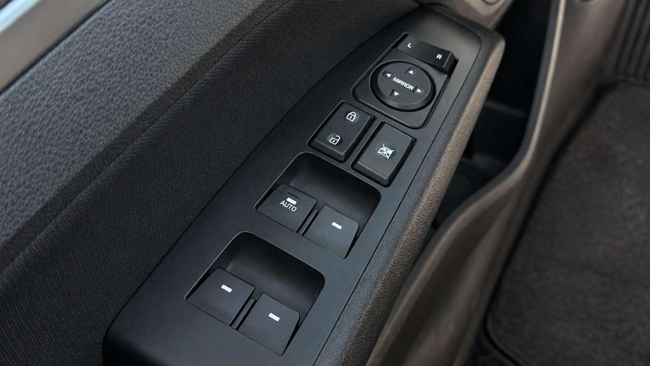 2018 Hyundai Elantra GL   Certified   NO Accident Photo
