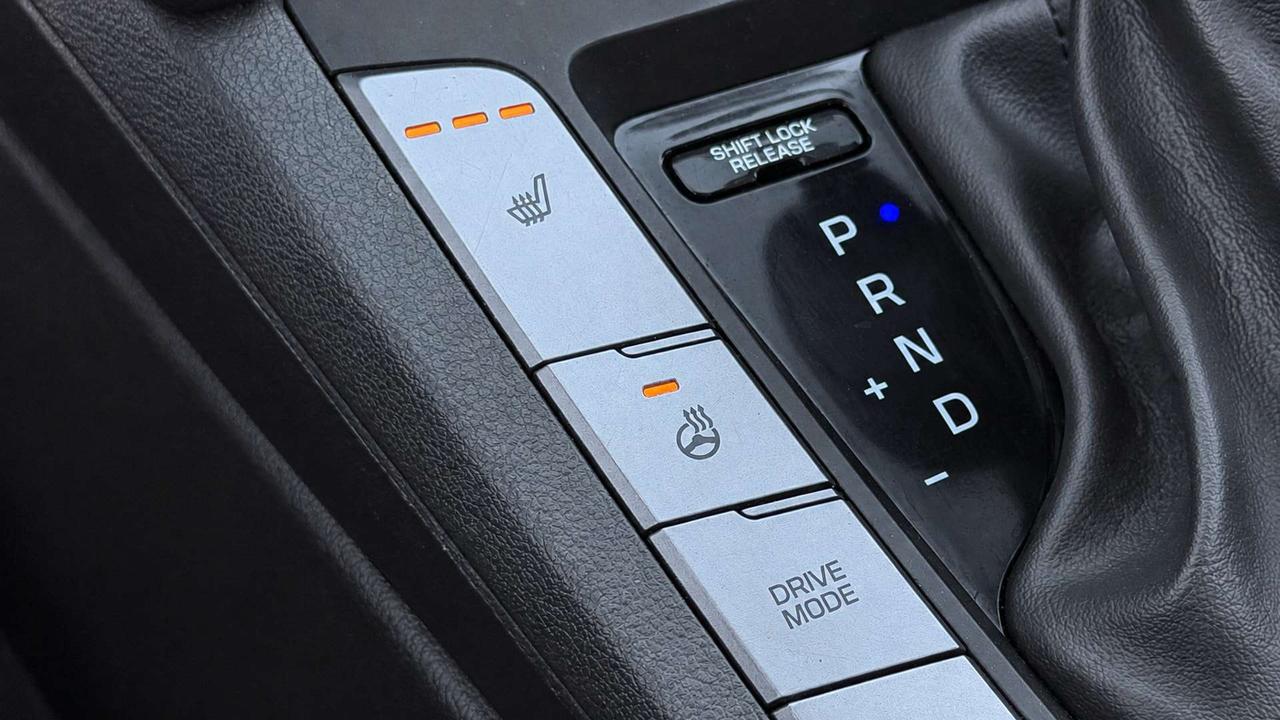 2018 Hyundai Elantra GL   Certified   NO Accident Photo