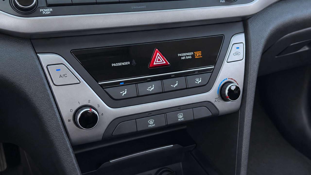 2018 Hyundai Elantra GL   Certified   NO Accident Photo