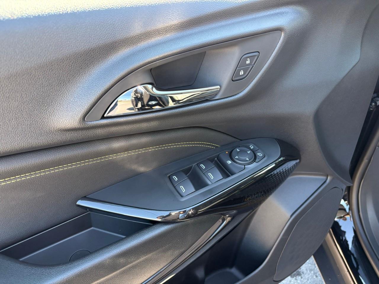 2026 Chevrolet Trax Fwd 4dr Lt Photo