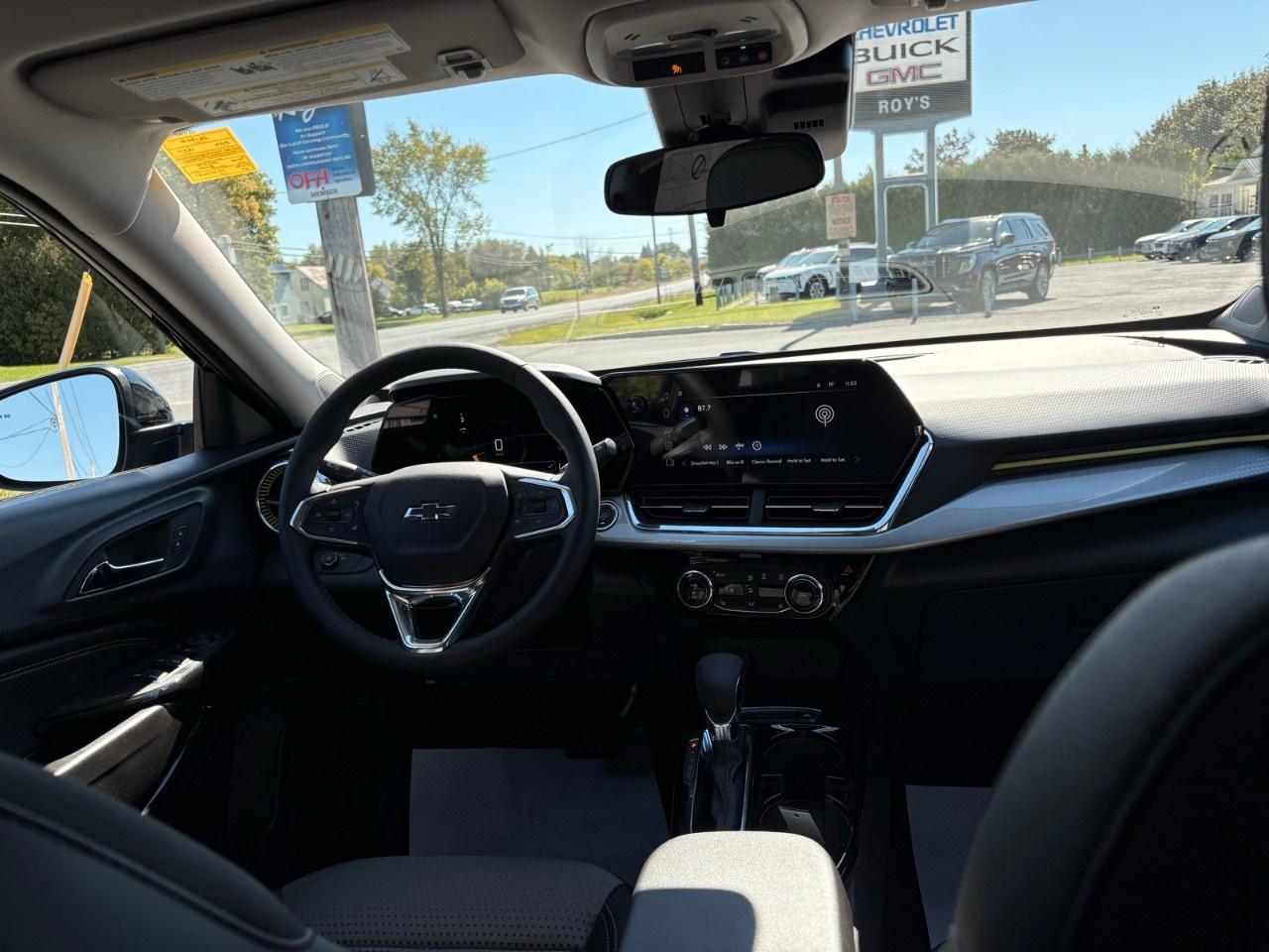 2026 Chevrolet Trax Fwd 4dr Lt Photo