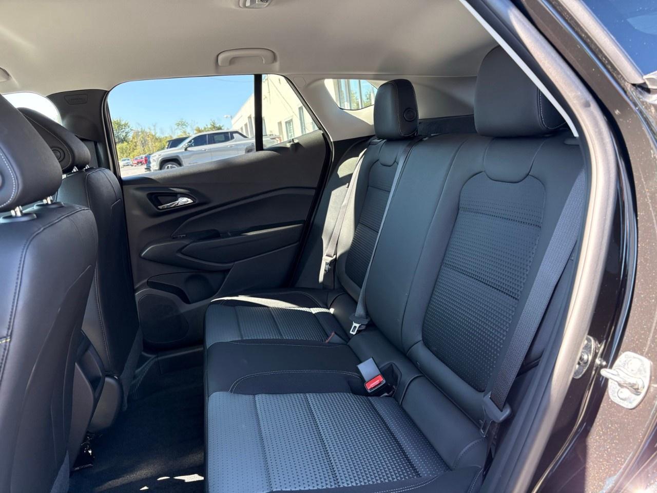 2026 Chevrolet Trax Fwd 4dr Lt Photo