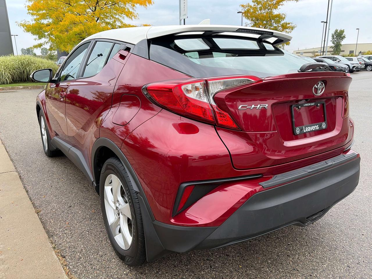 2018 Toyota C-HR XLE Photo