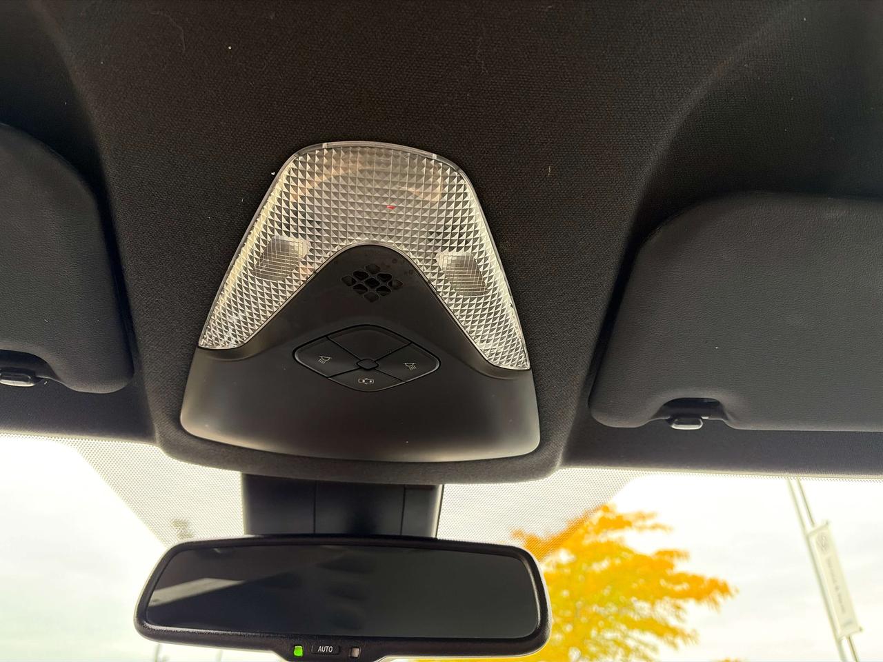 2018 Toyota C-HR XLE Photo