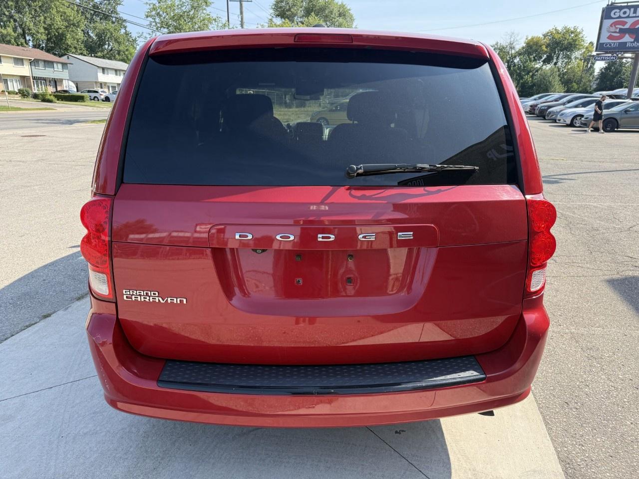 2016 Dodge Grand Caravan 4dr Wgn SXT Photo