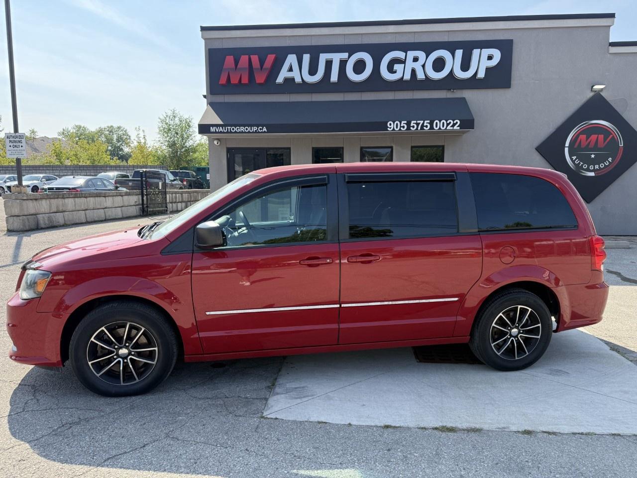 2016 Dodge Grand Caravan 4dr Wgn SXT Photo1
