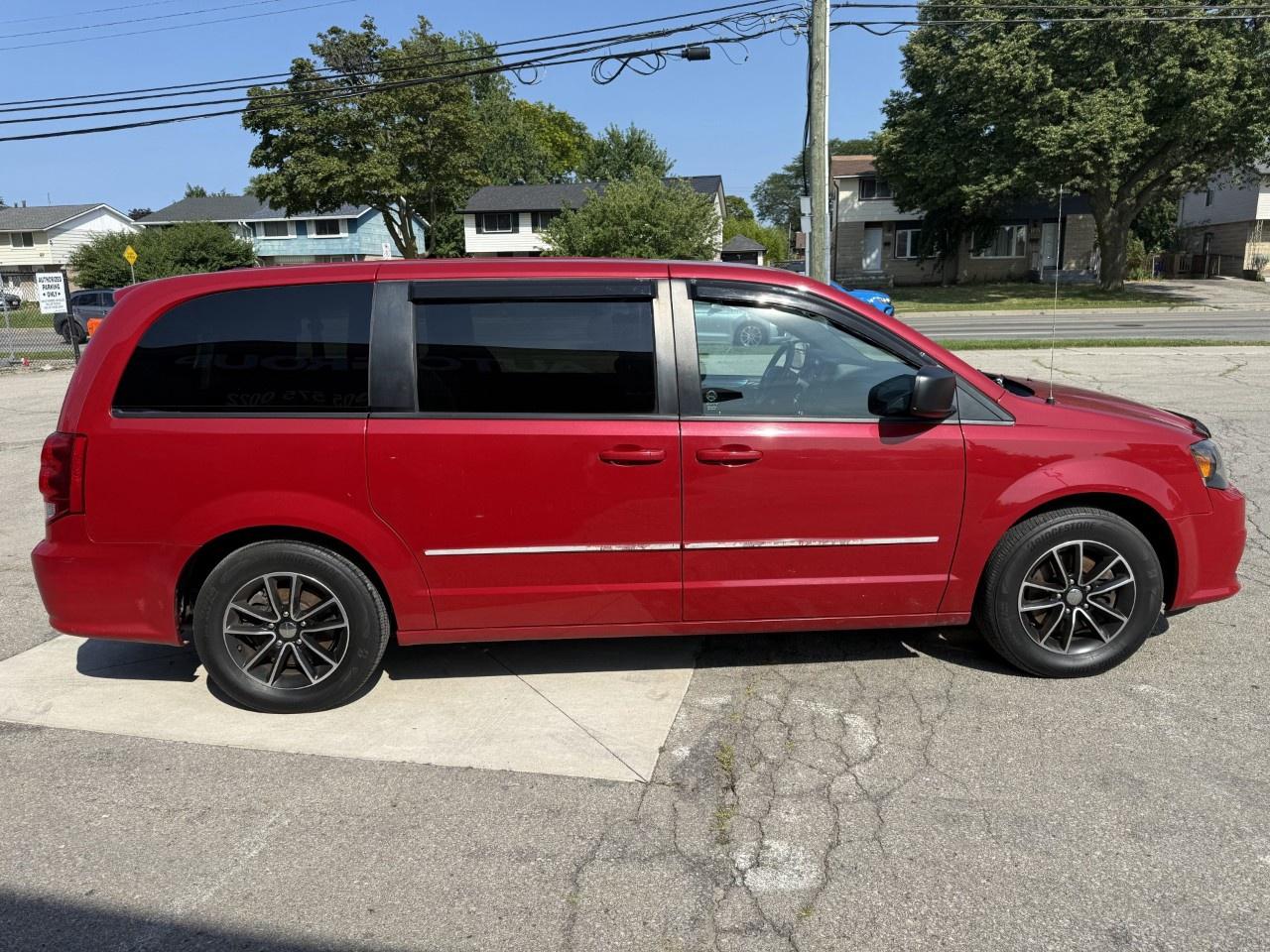 2016 Dodge Grand Caravan 4dr Wgn SXT Photo