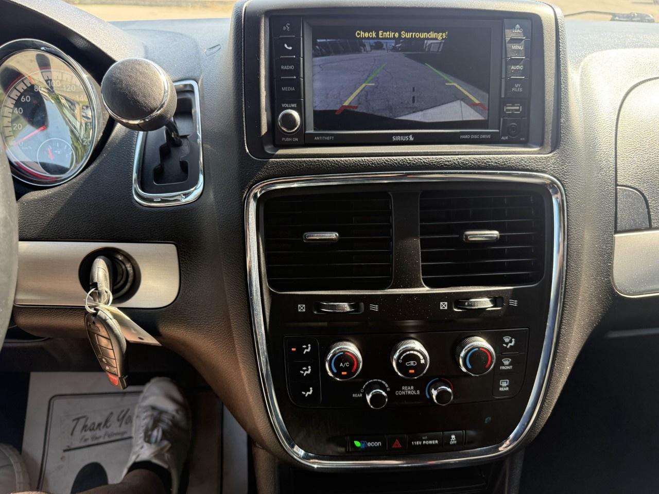 2016 Dodge Grand Caravan 4dr Wgn SXT Photo