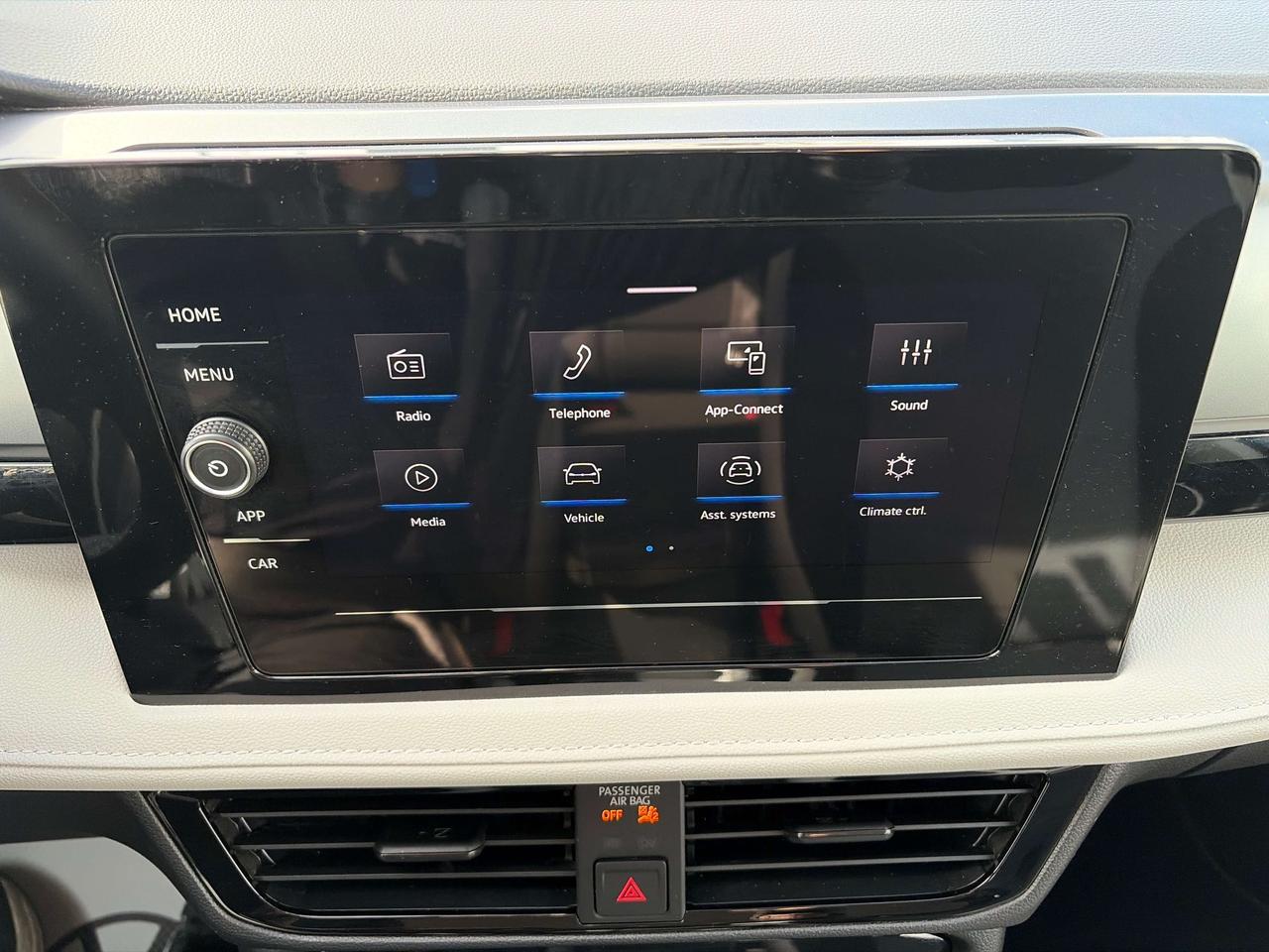 2025 Volkswagen Taos Trendline Photo