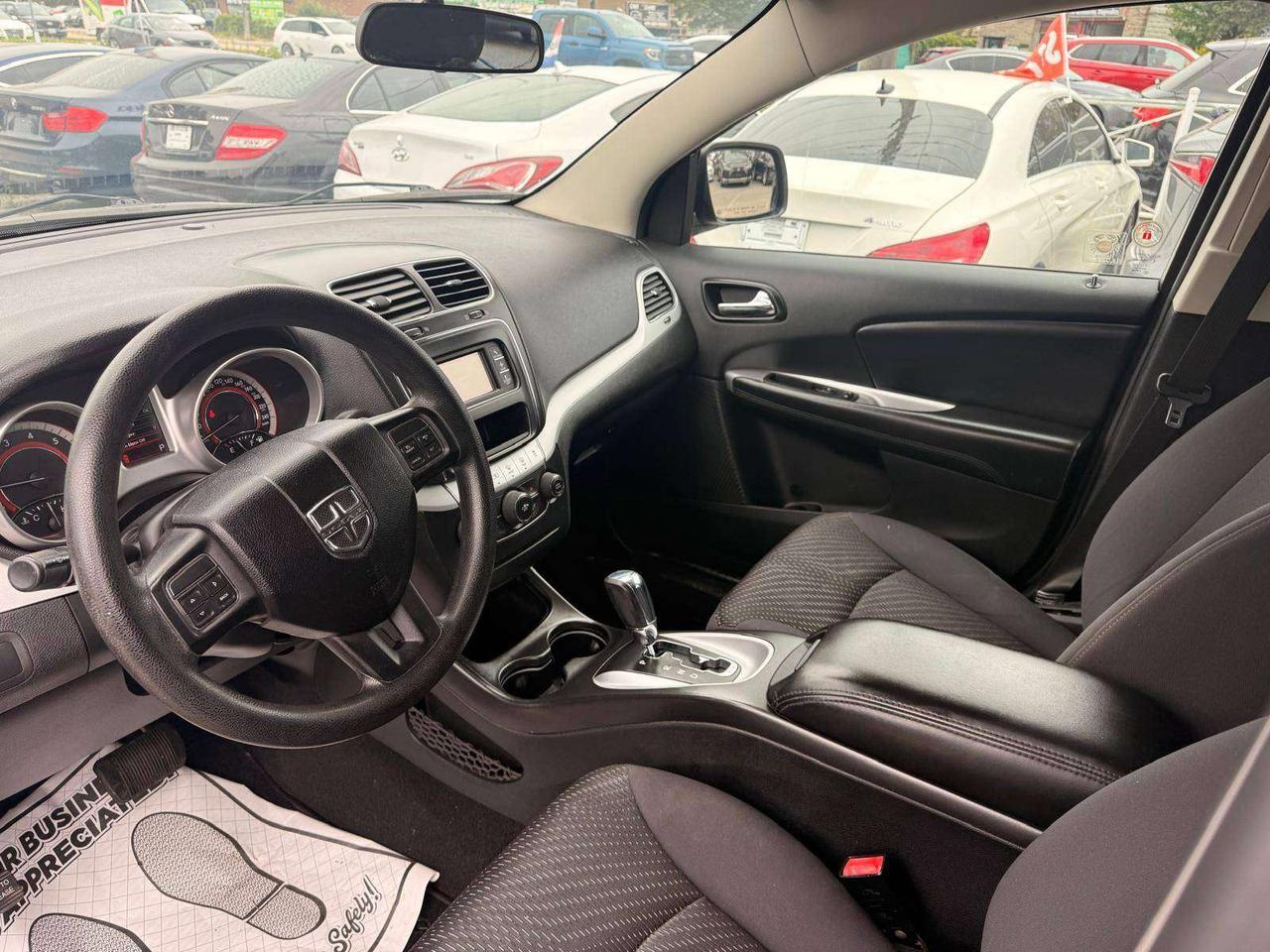 2012 Dodge Journey CANADA VALUE Photo