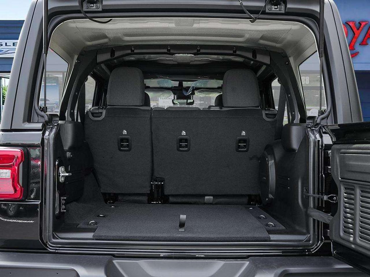 2024 Jeep Wrangler Sahara Photo