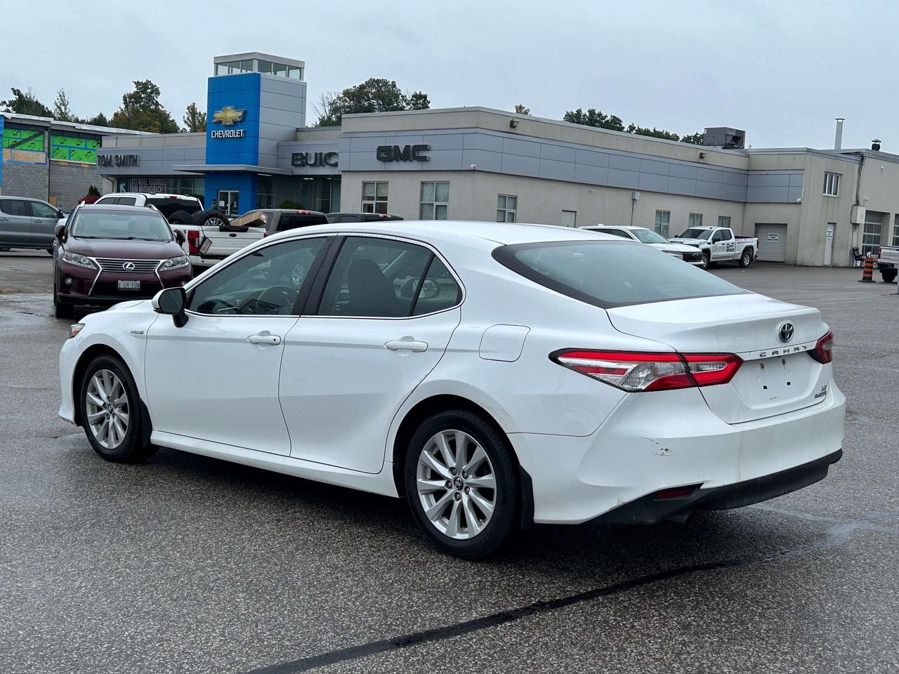 2018 Toyota Camry LE Photo