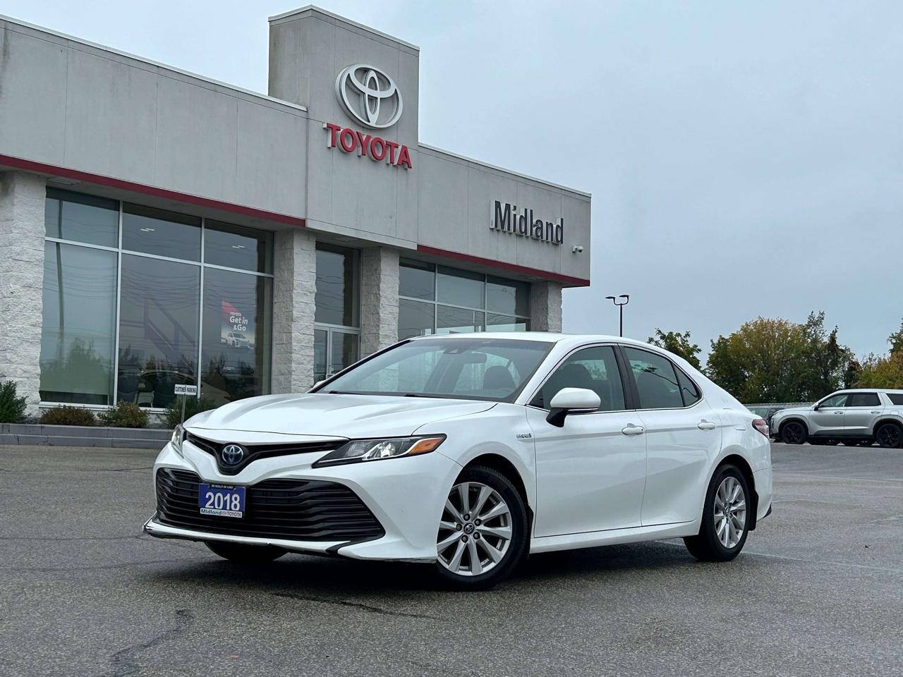 2018 Toyota Camry LE Photo
