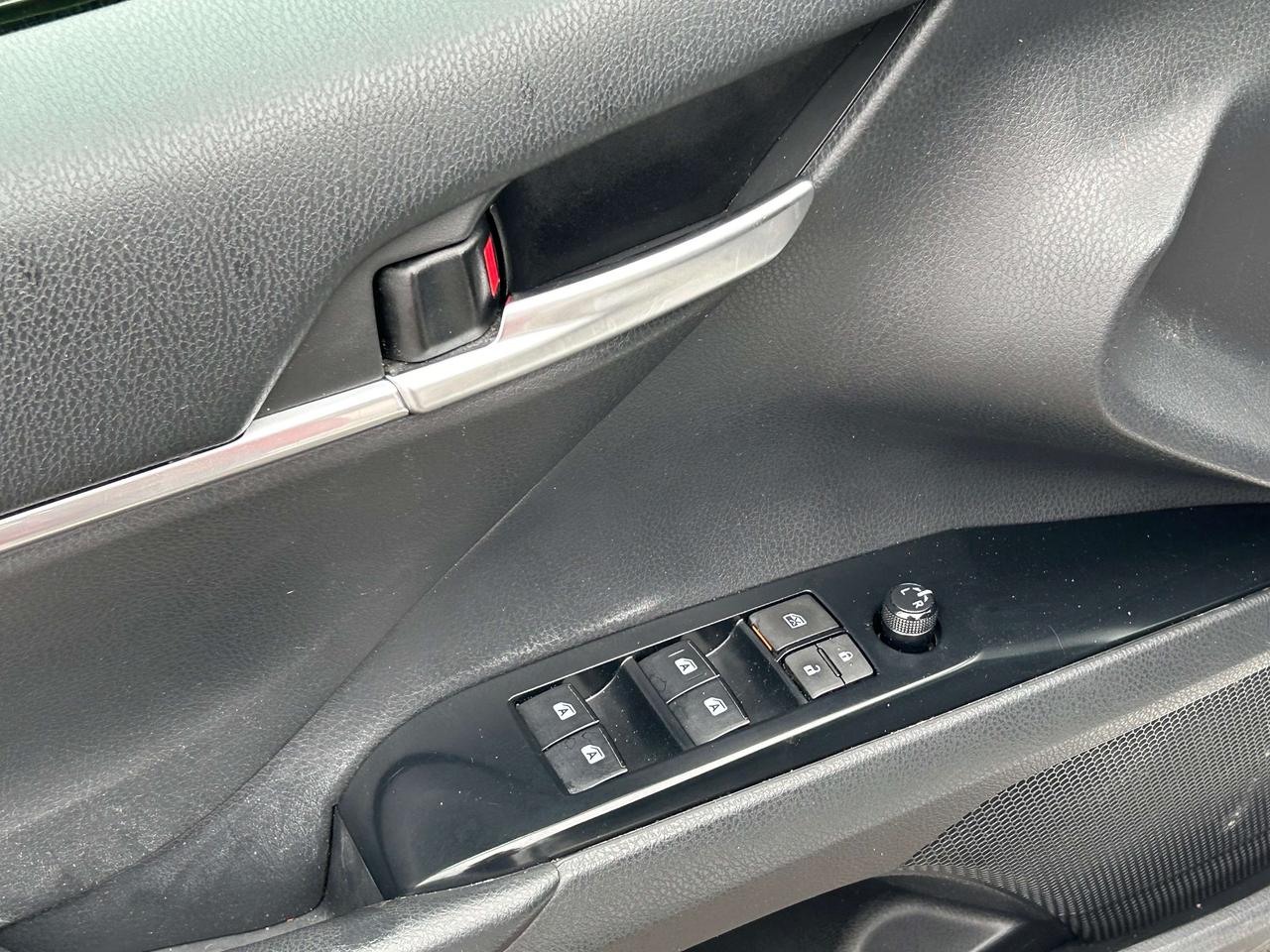 2018 Toyota Camry LE Photo