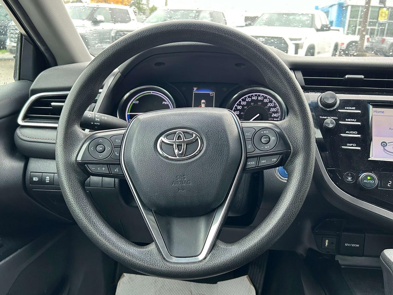 2018 Toyota Camry LE Photo