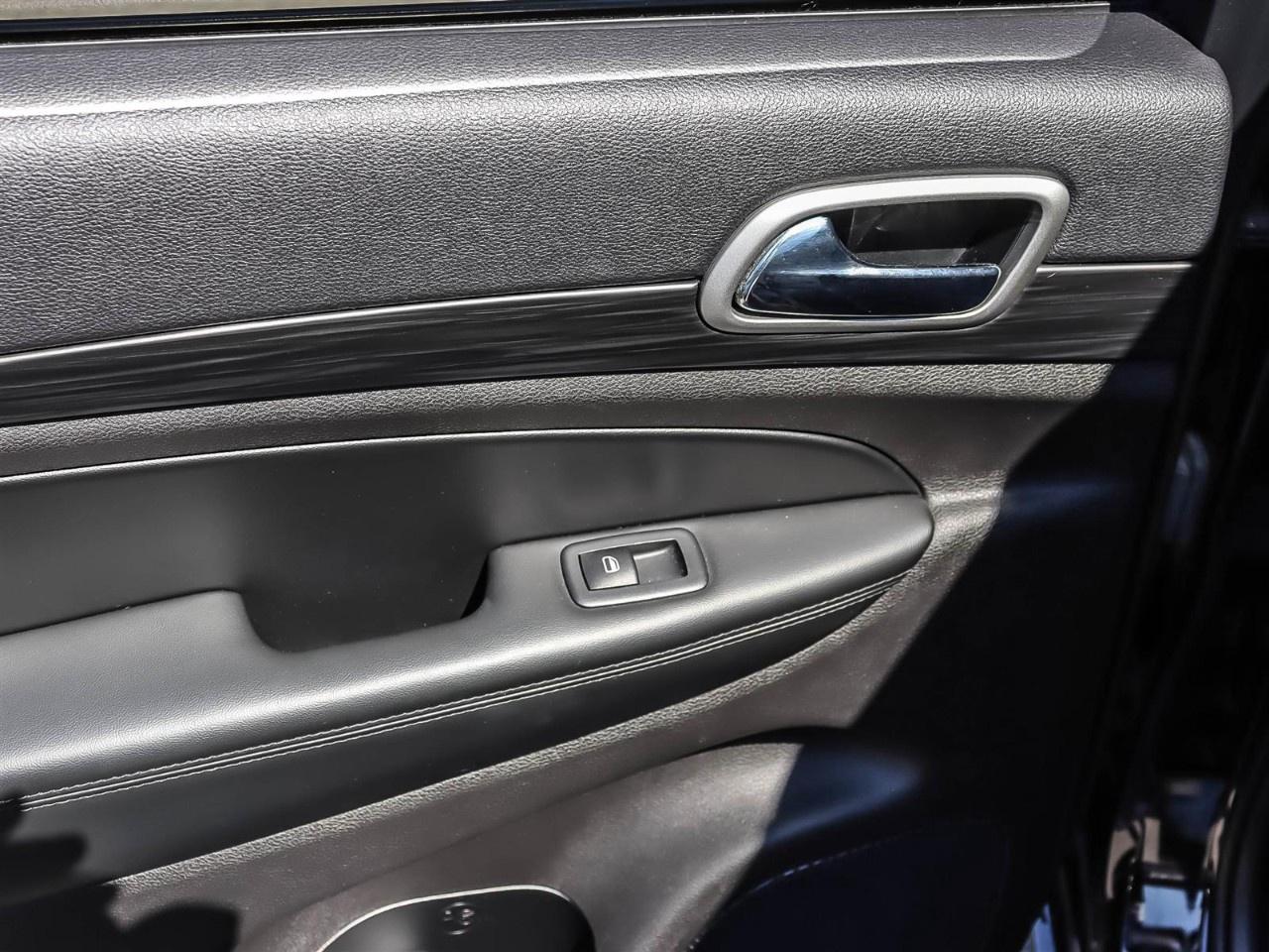 2019 Jeep Grand Cherokee ALTITUDE 4X4 Photo