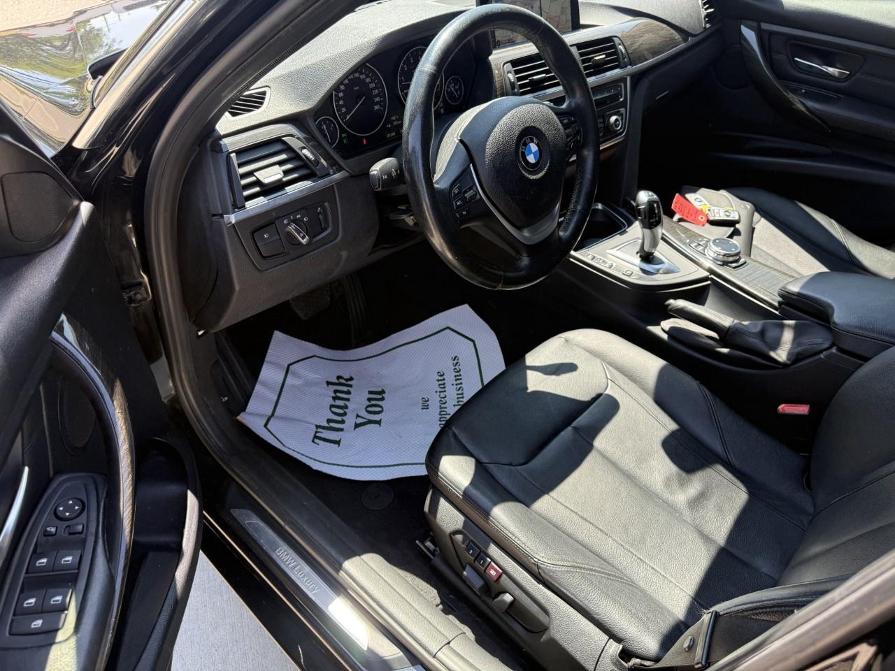2015 BMW 3 Series 4dr Sdn 328i xDrive AWD South Africa Photo