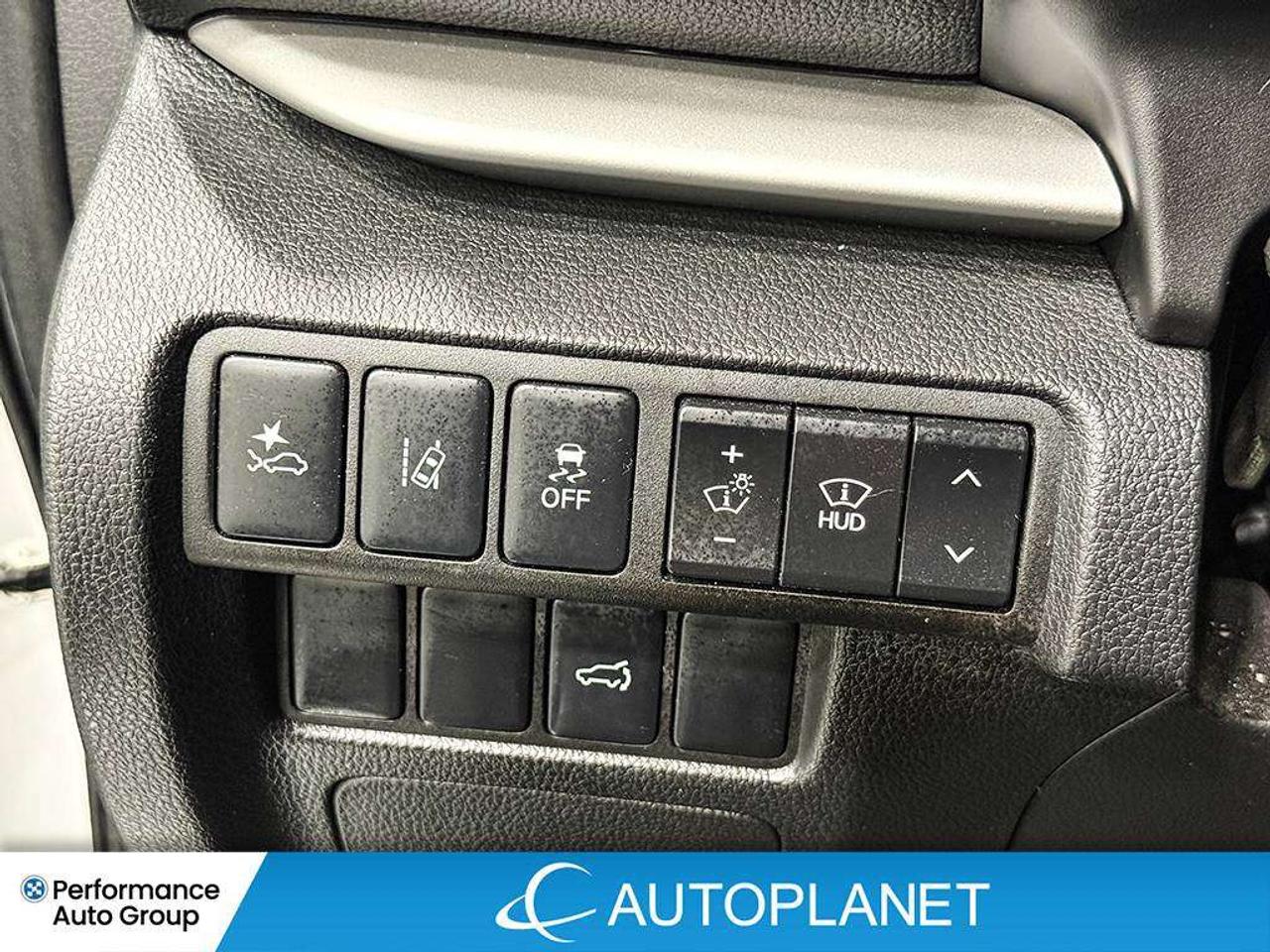 2024 Mitsubishi Eclipse Cross SEL AWD, Navi, Sunroof, Heads Up Display, 360 Cam! Photo