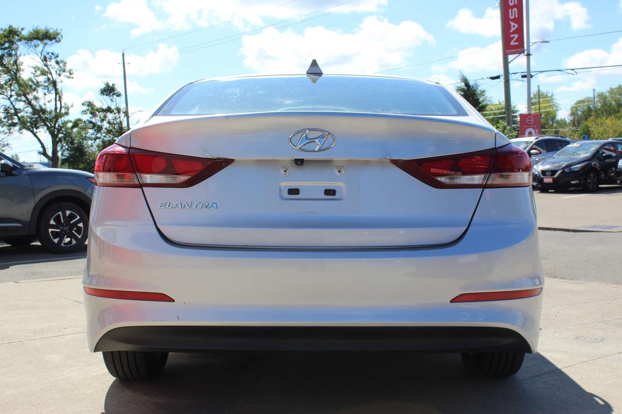 2018 Hyundai Elantra GL SE Photo