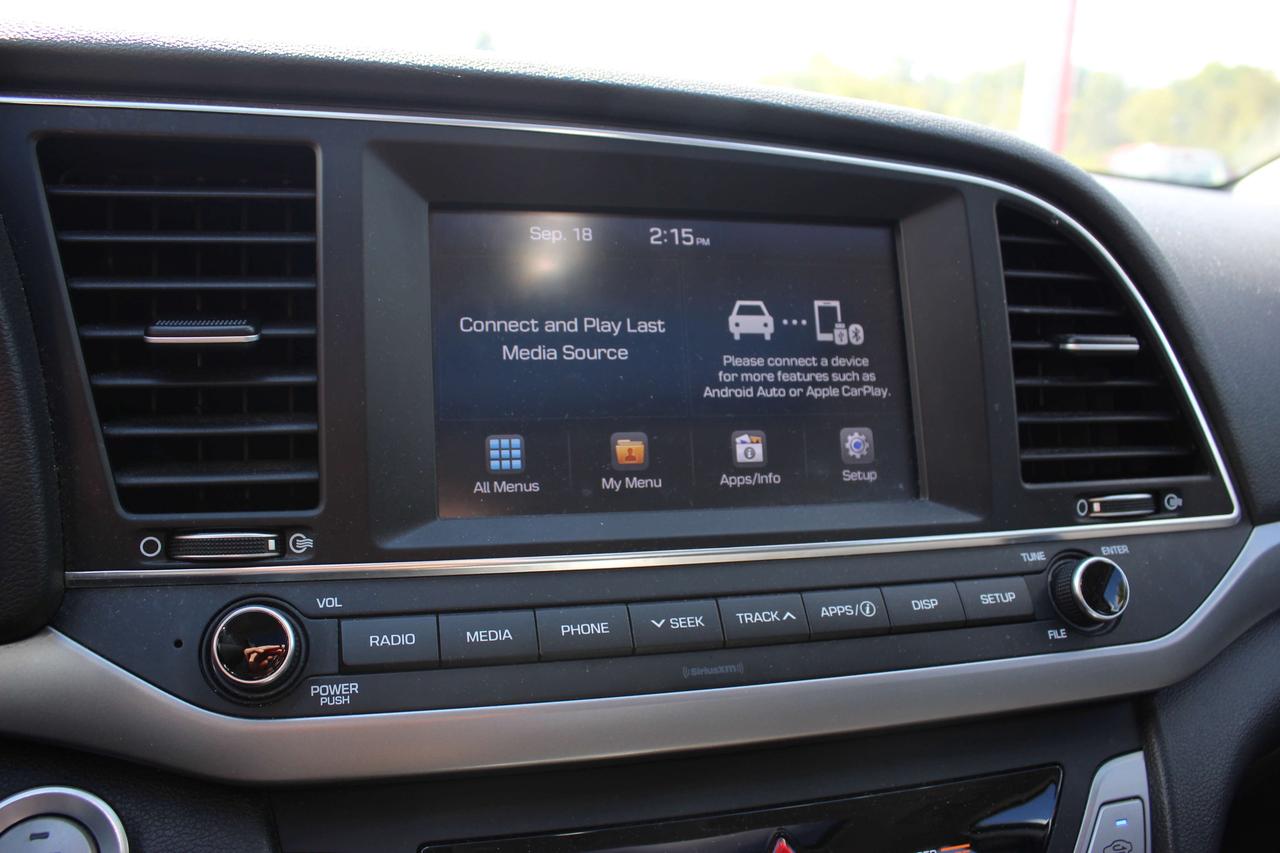 2018 Hyundai Elantra GL SE Photo