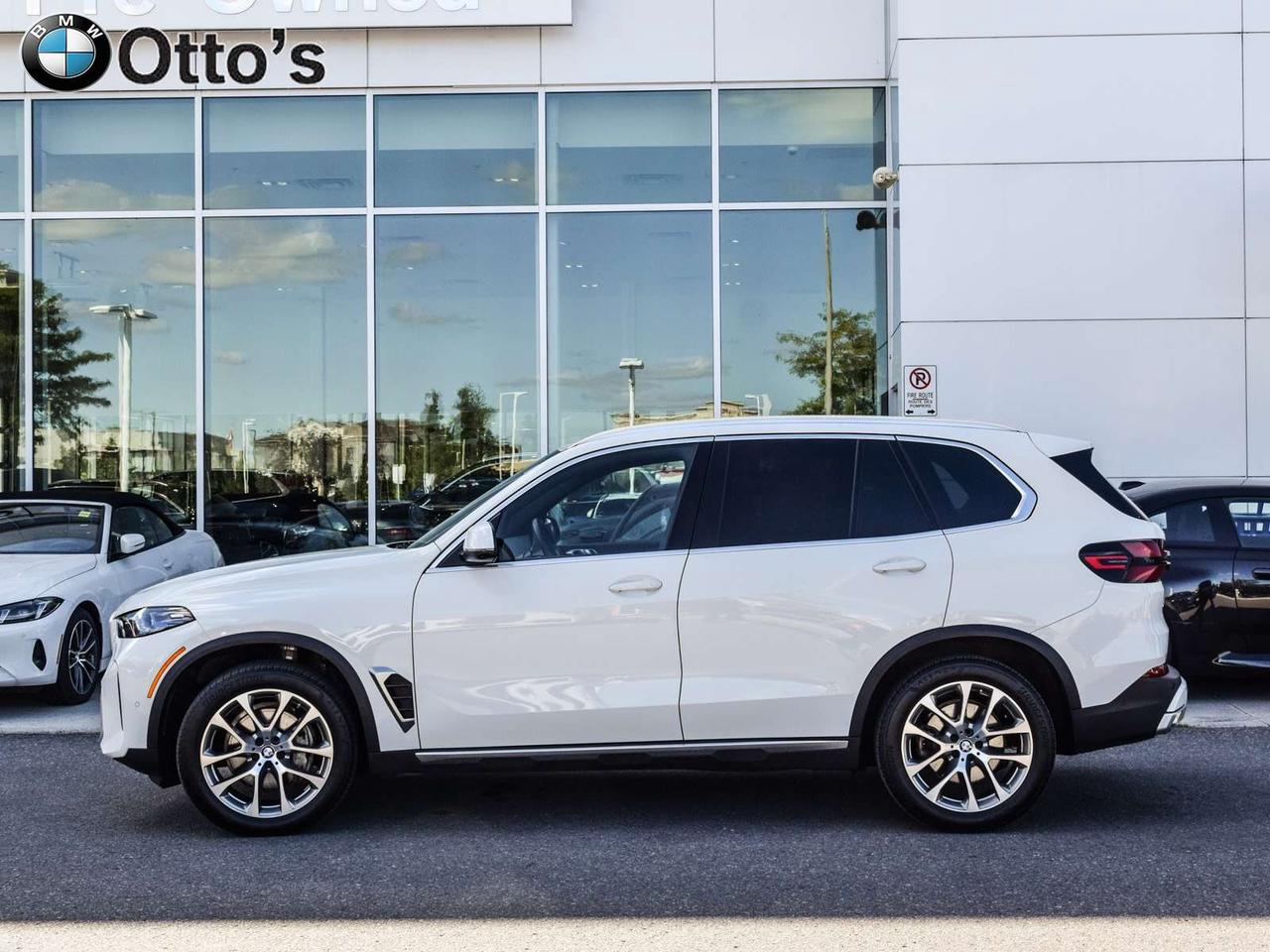 2025 BMW X5 xDrive40i Photo3