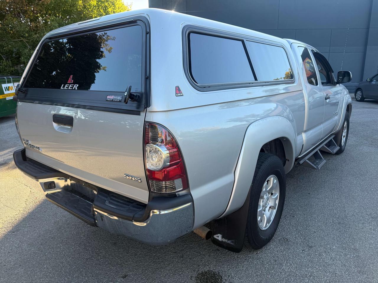 2011 Toyota Tacoma 4 DOOR / 4X4 / AUTO / COMES FULLY CERTIFIED !! Photo