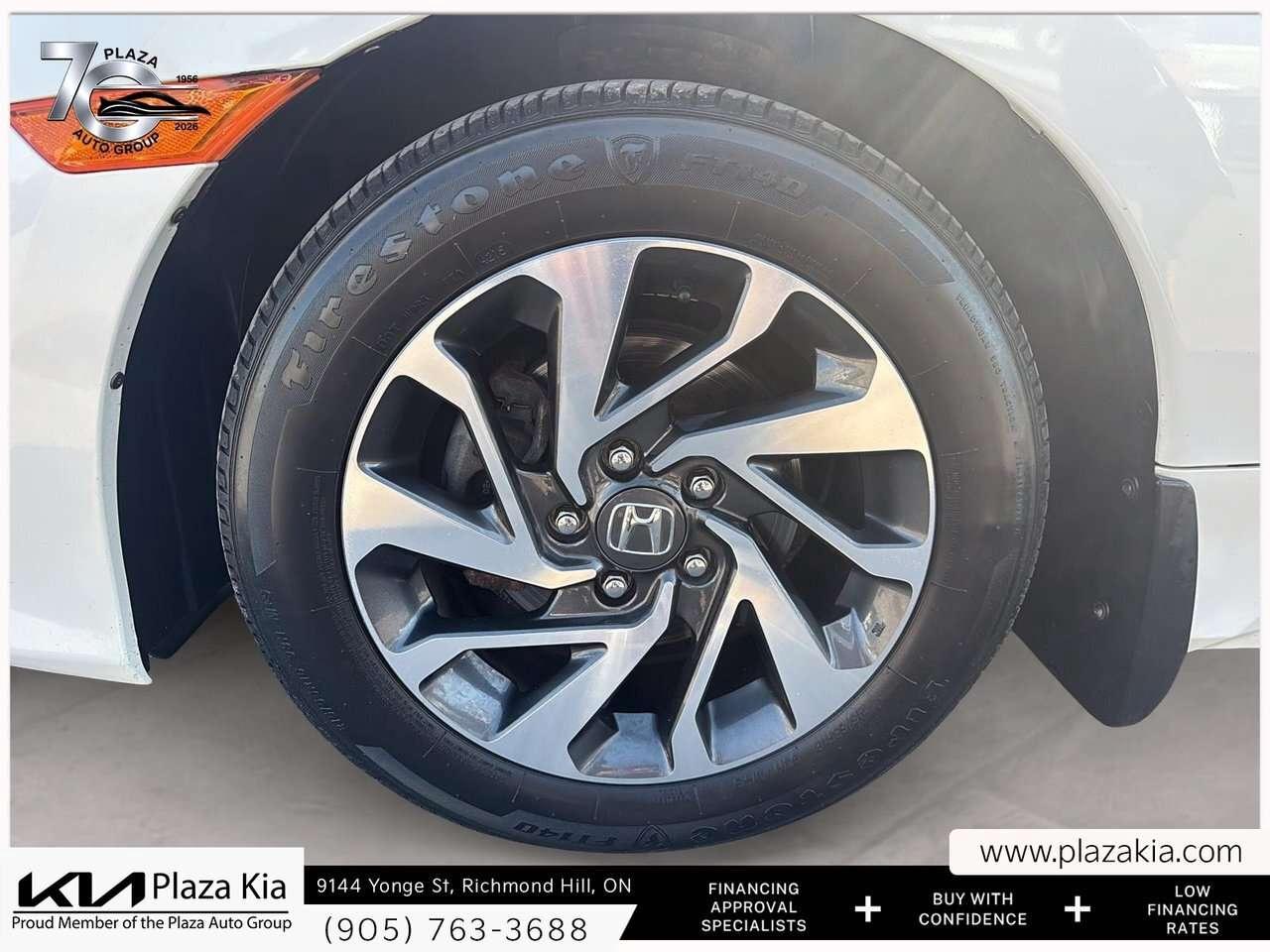 2016 Honda Civic 4dr CVT EX Photo