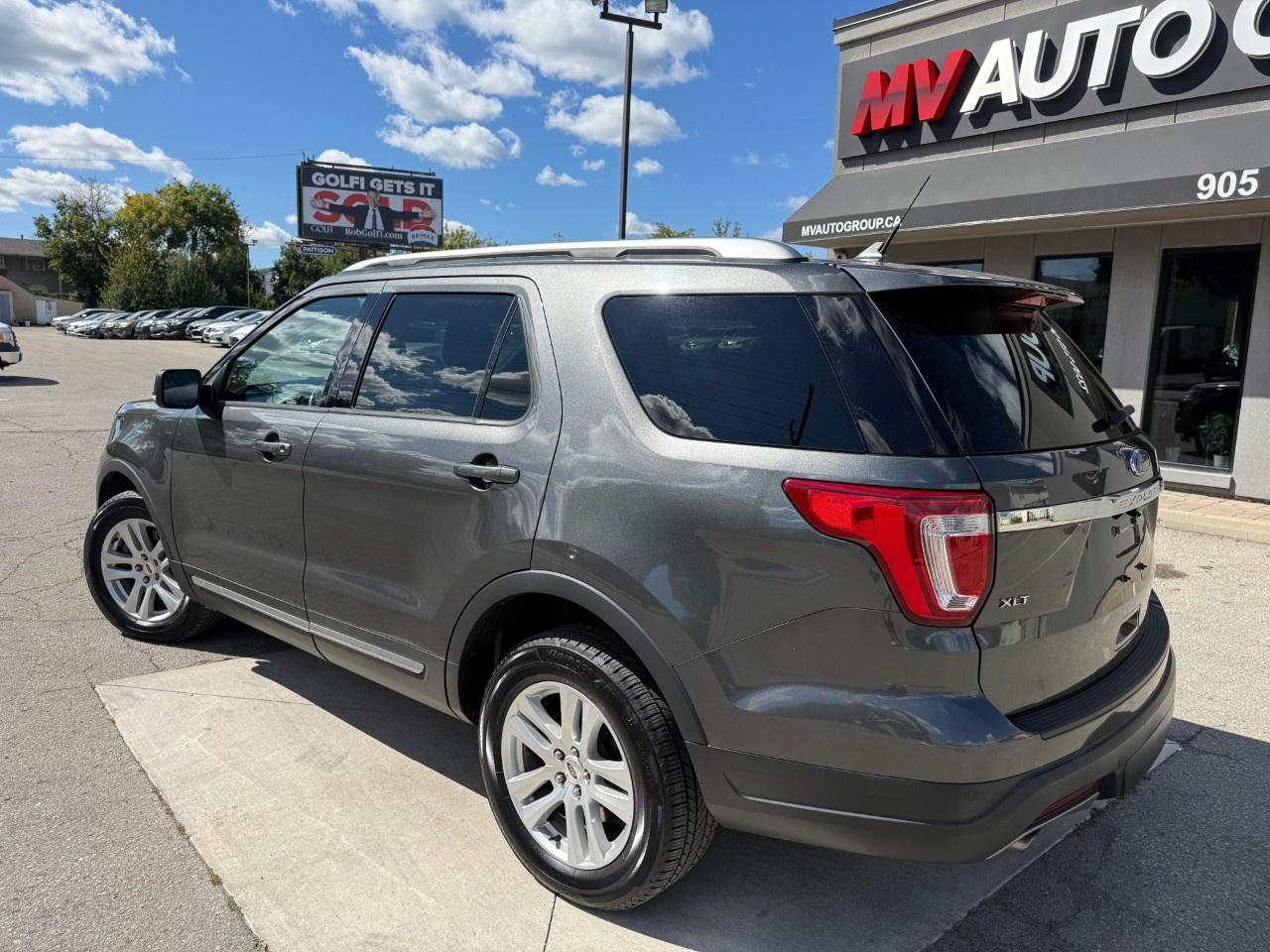 2019 Ford Explorer XLT 4WD Photo