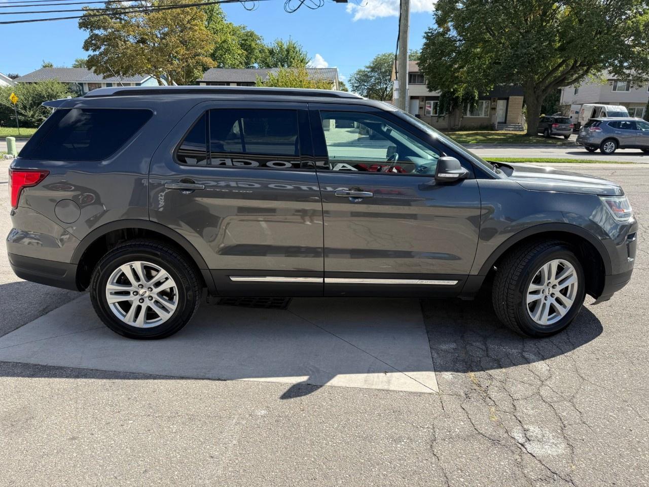 2019 Ford Explorer XLT 4WD Photo