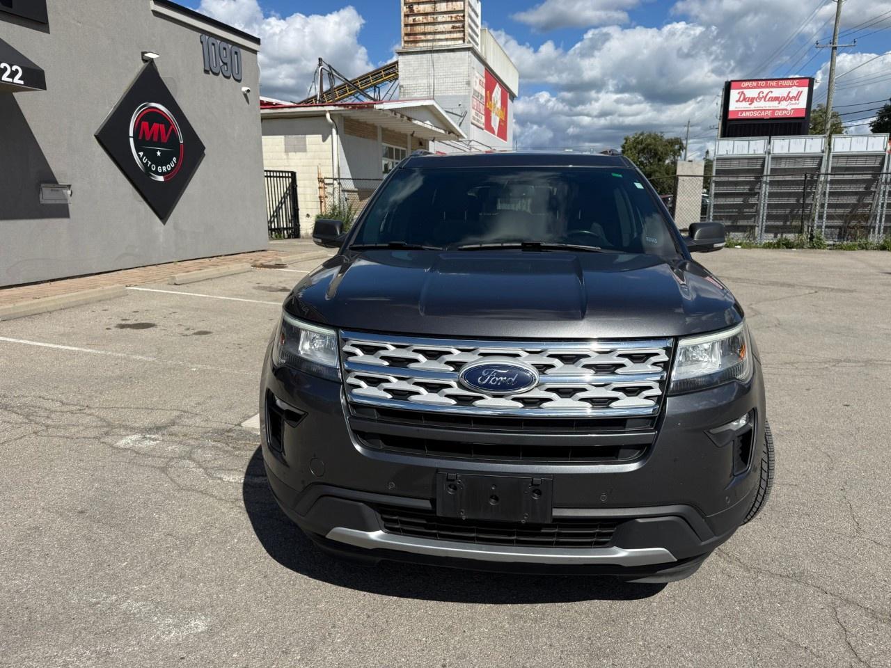 2019 Ford Explorer XLT 4WD Photo