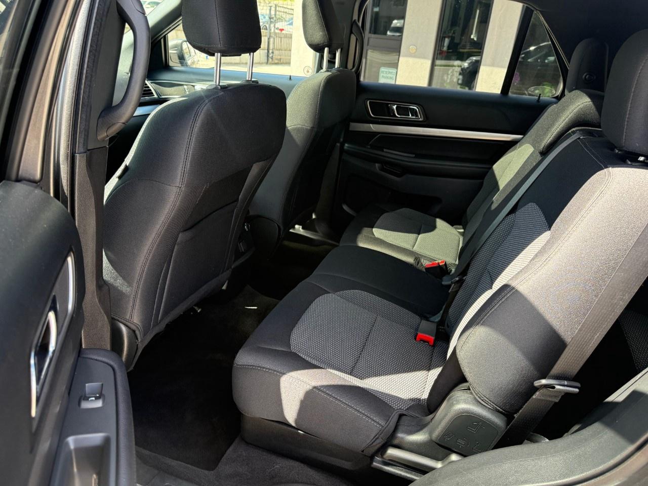 2019 Ford Explorer XLT 4WD Photo