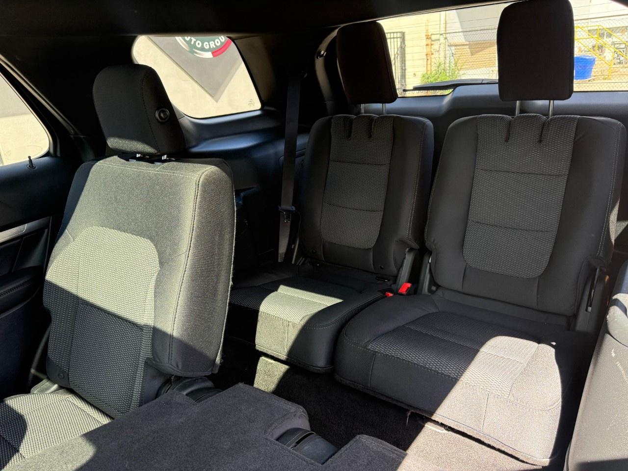 2019 Ford Explorer XLT 4WD Photo