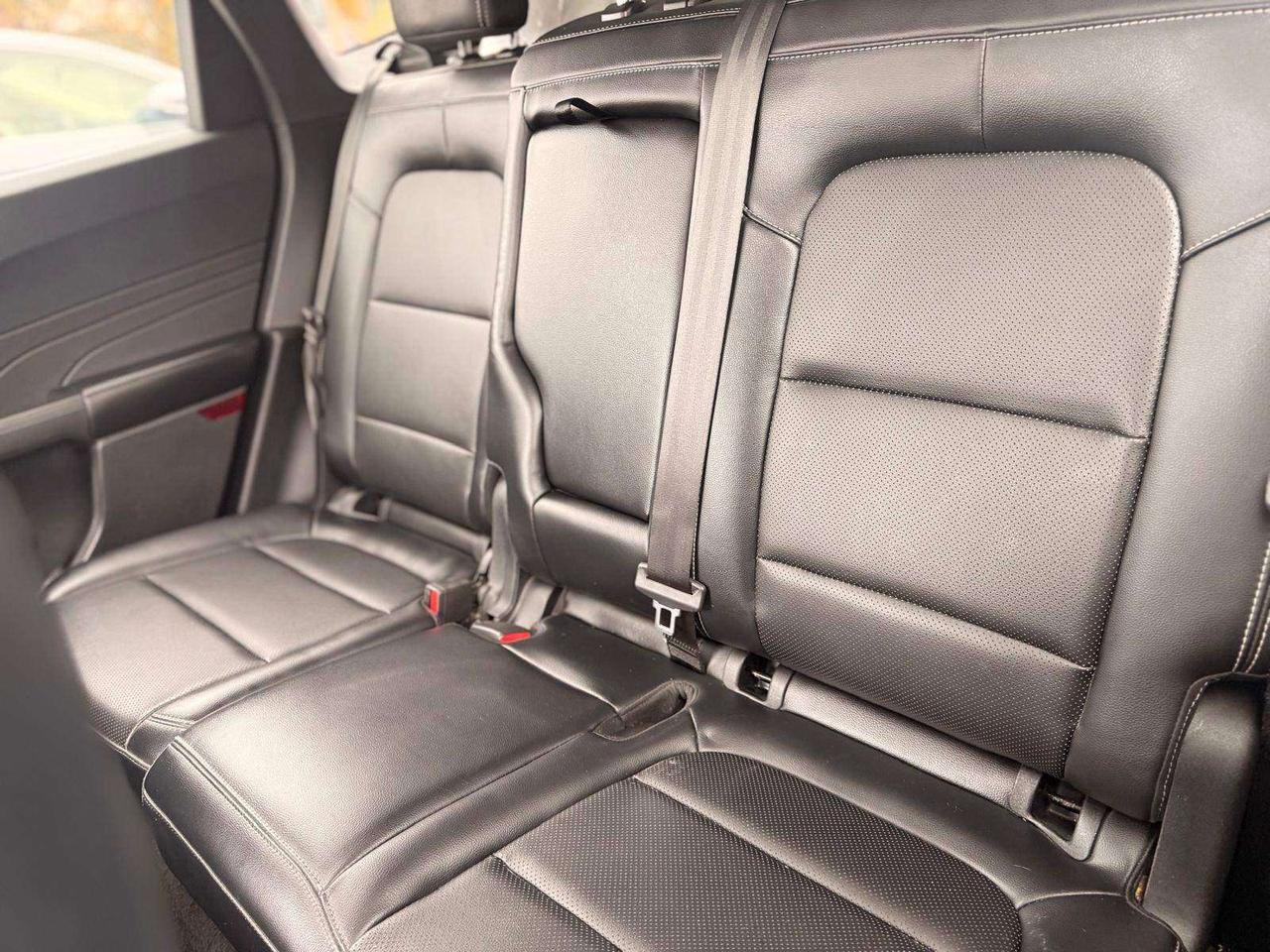 2021 Ford Escape SEL AWD Photo
