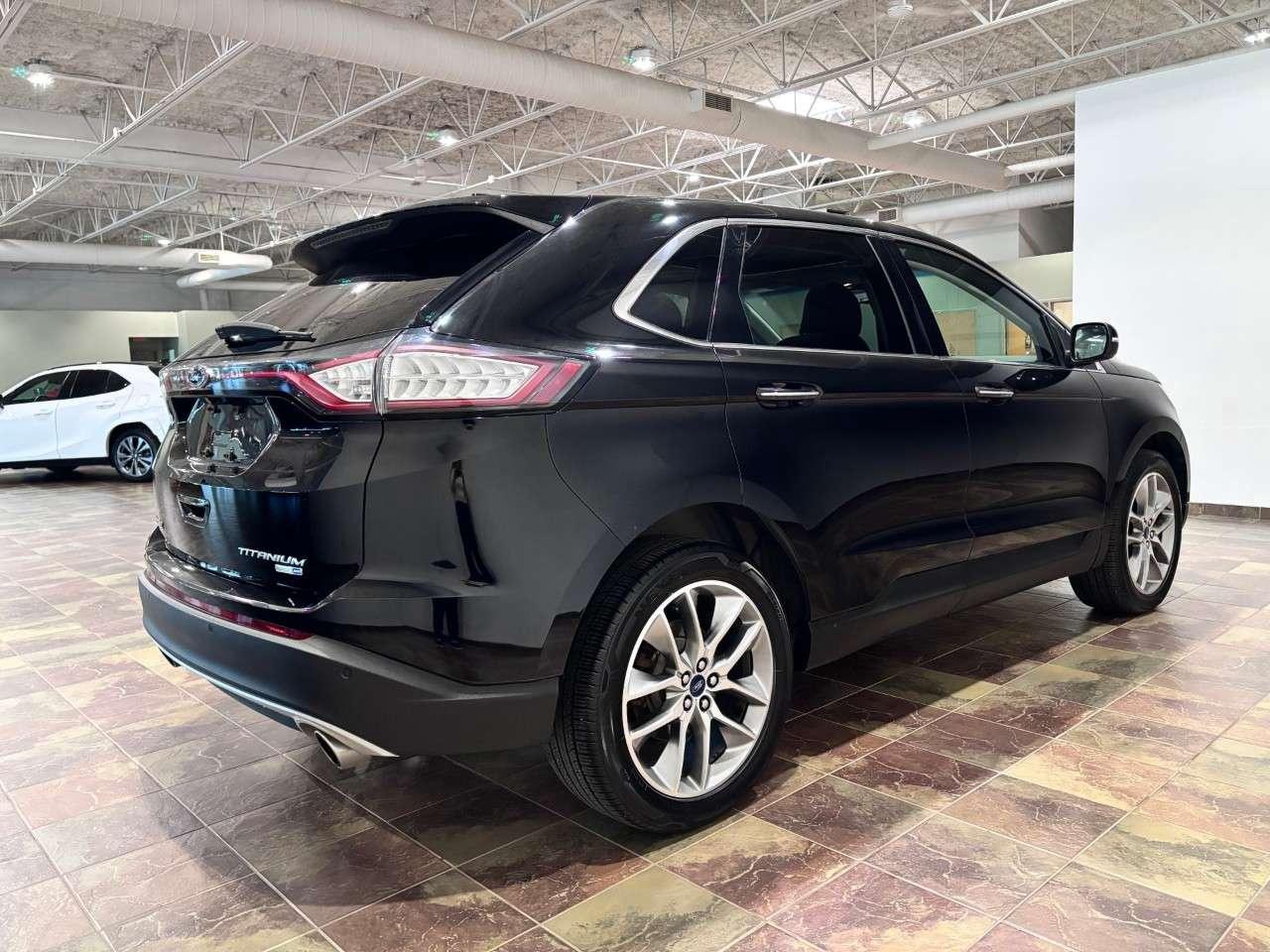2018 Ford Edge Titanium AWD Photo