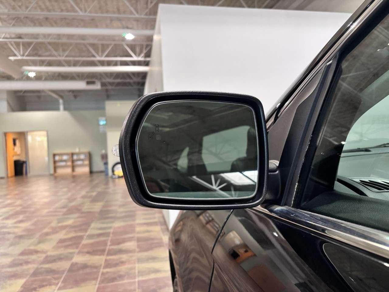 2018 Ford Edge Titanium AWD Photo