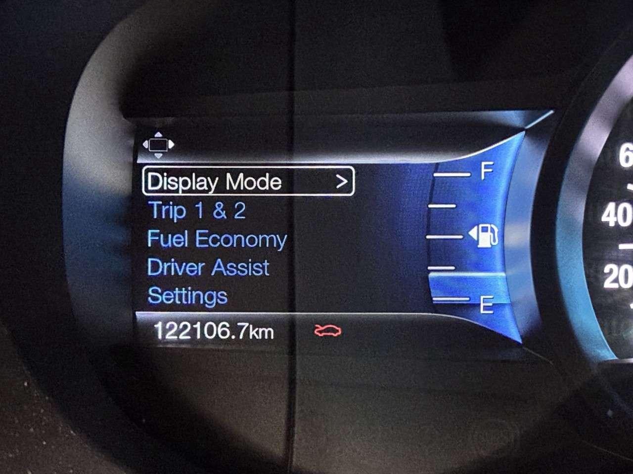 2018 Ford Edge Titanium AWD Photo