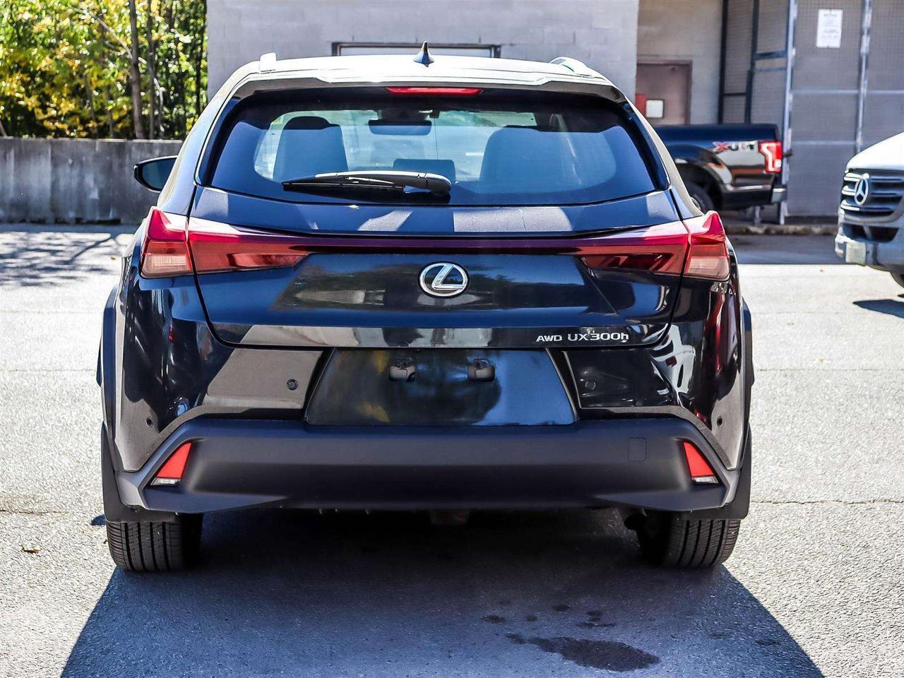 2026 Lexus UX UX 300H HYBRID AWD ADAPTIVE CRUISE POWER SEATS Photo