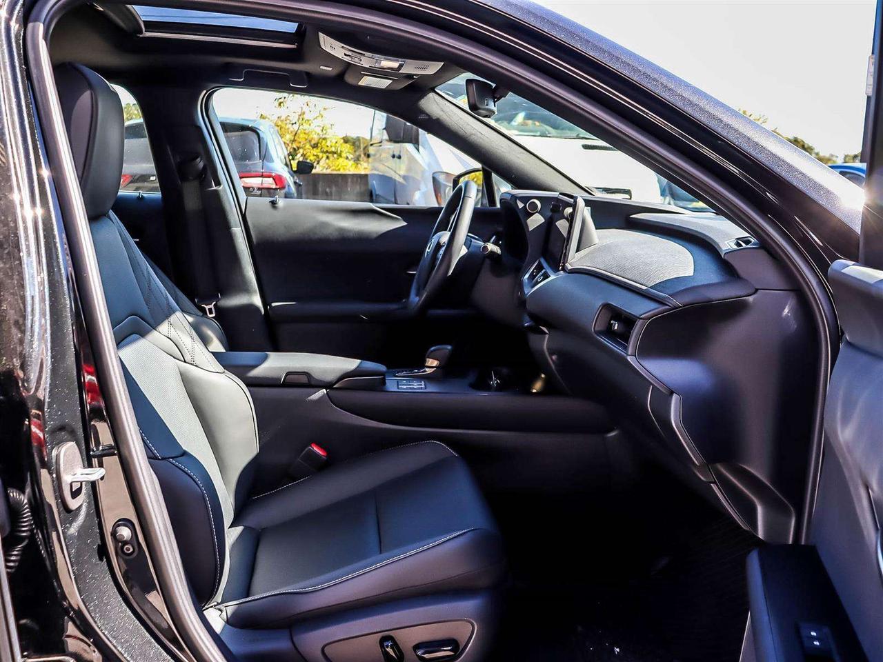 2026 Lexus UX UX 300H HYBRID AWD ADAPTIVE CRUISE POWER SEATS Photo