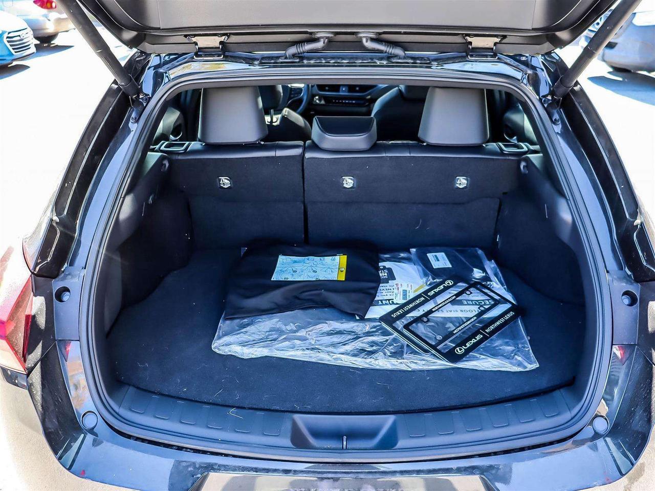 2026 Lexus UX UX 300H HYBRID AWD ADAPTIVE CRUISE POWER SEATS Photo