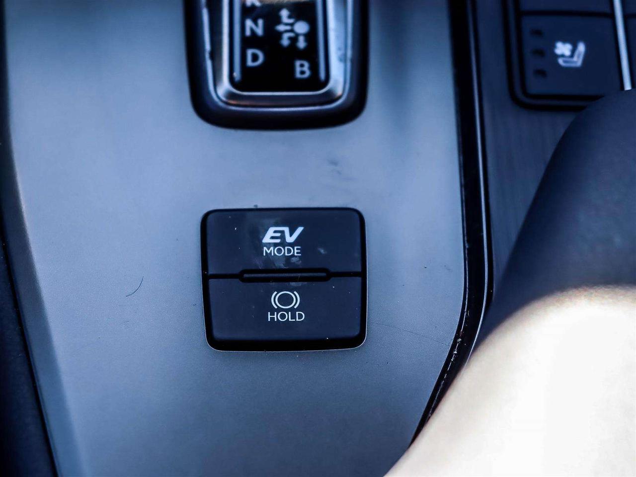 2026 Lexus UX UX 300H HYBRID AWD ADAPTIVE CRUISE POWER SEATS Photo
