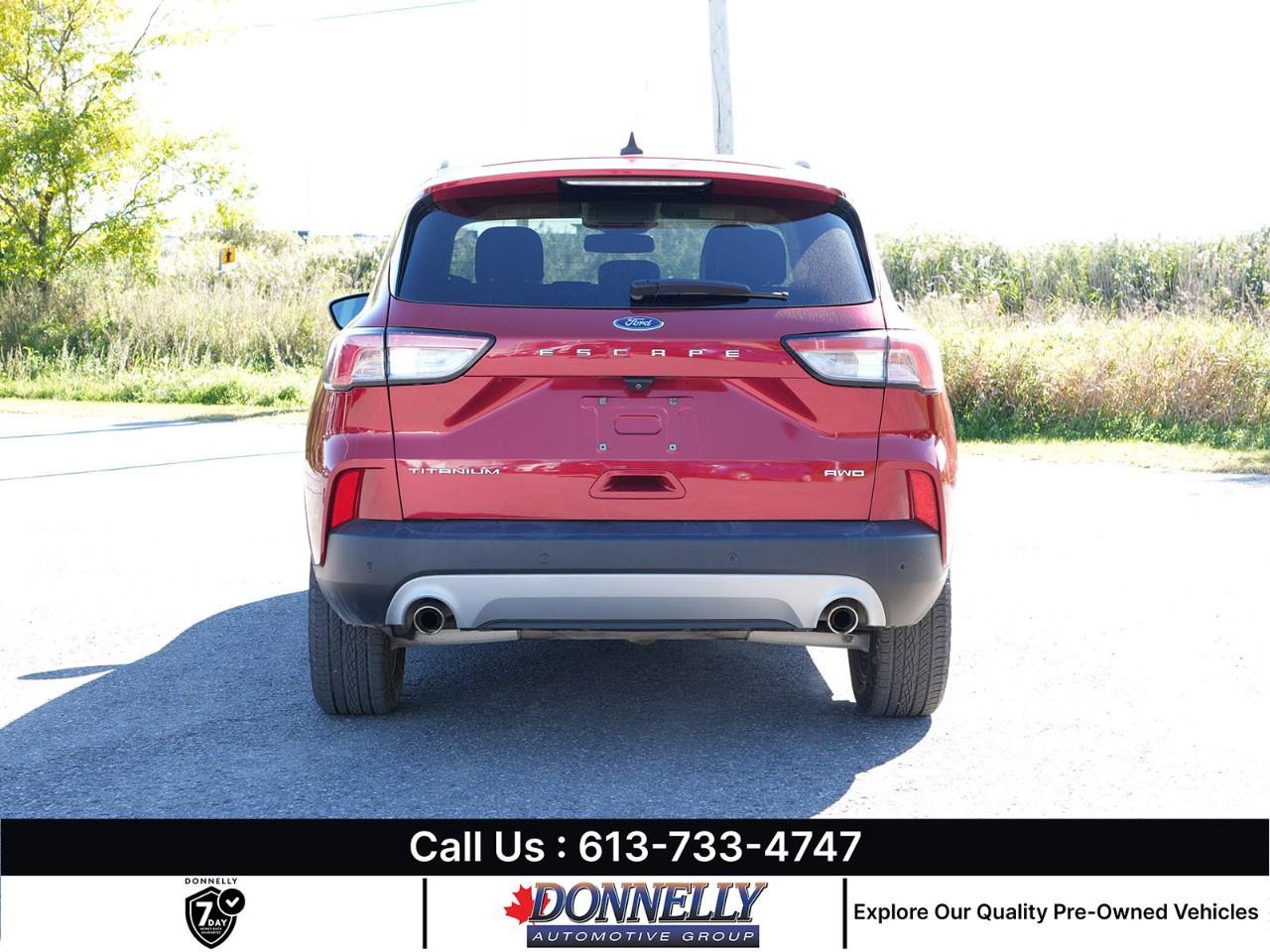 2022 Ford Escape Titanium AWD Photo