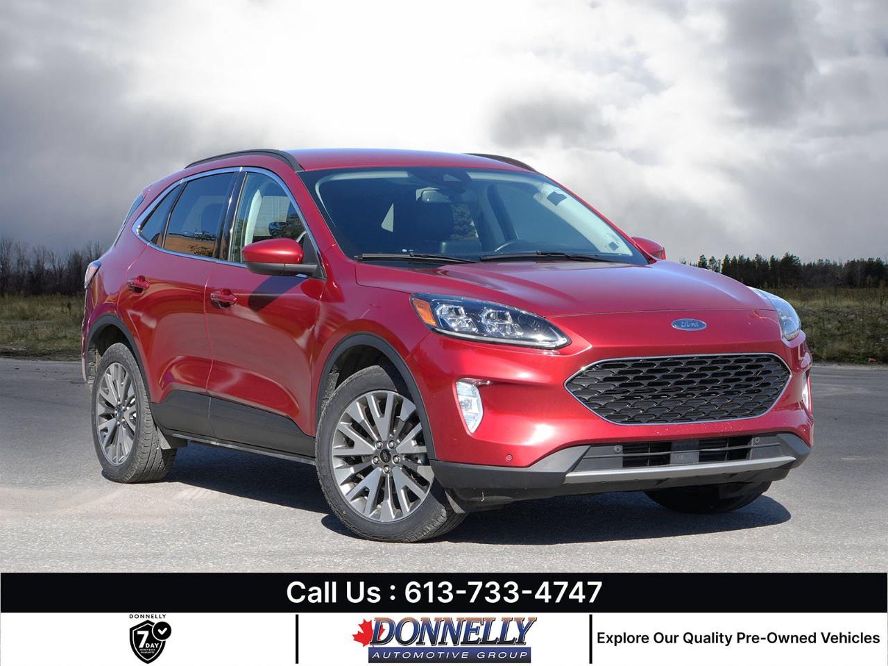 2022 Ford Escape Titanium AWD Photo