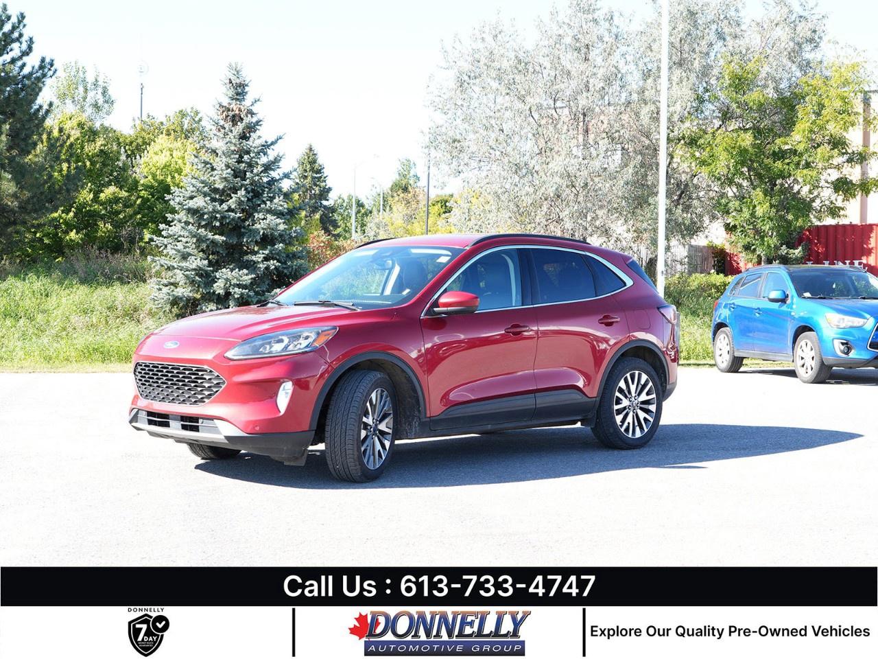 2022 Ford Escape Titanium AWD Photo