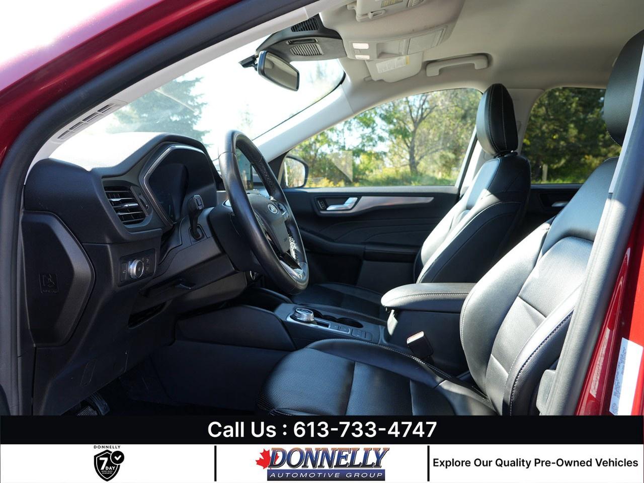 2022 Ford Escape Titanium AWD Photo