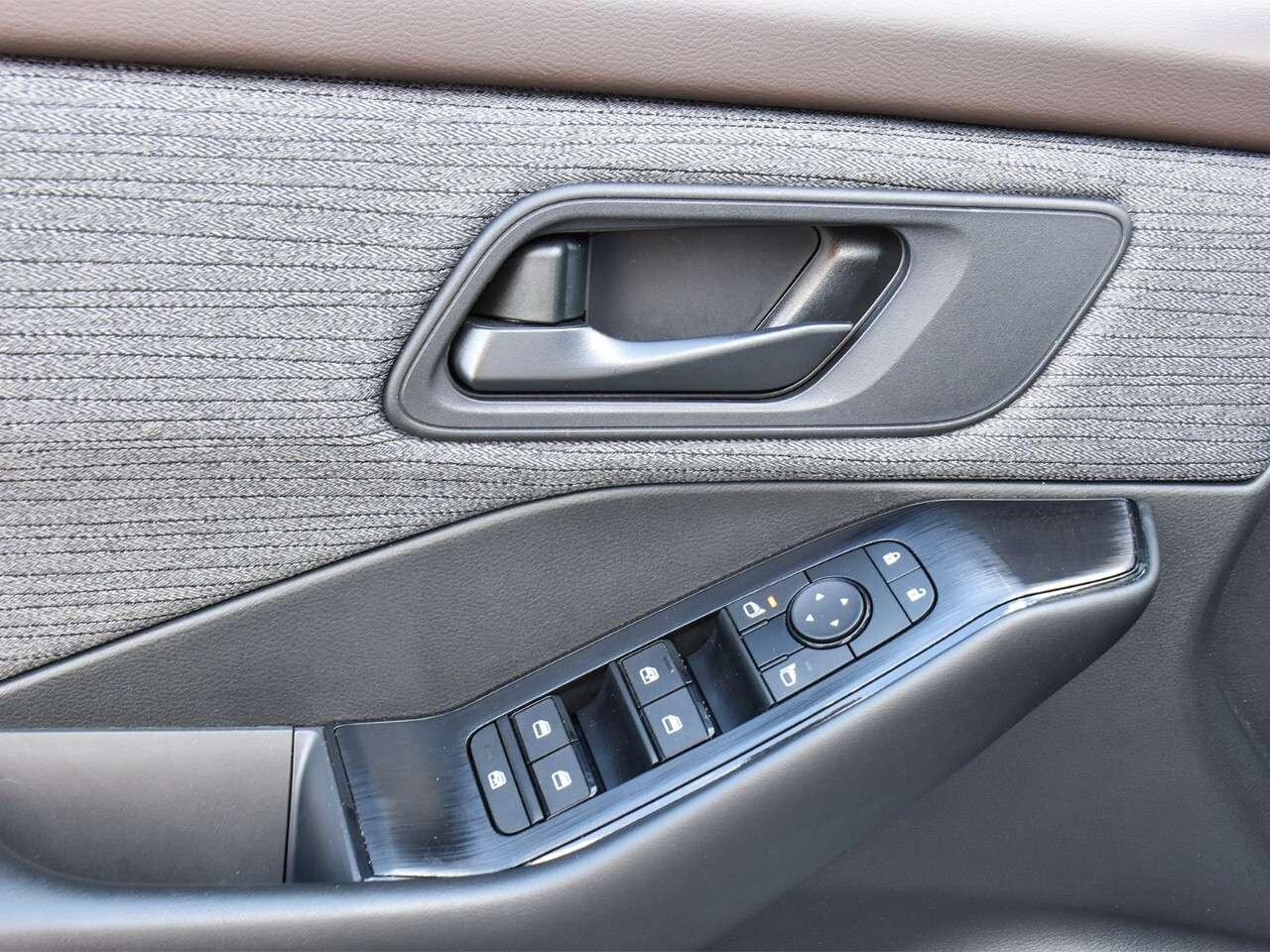 2023 Nissan Rogue APPLE CARPLAY, HEATED SEATS, REARVIEW MONITOR Photo