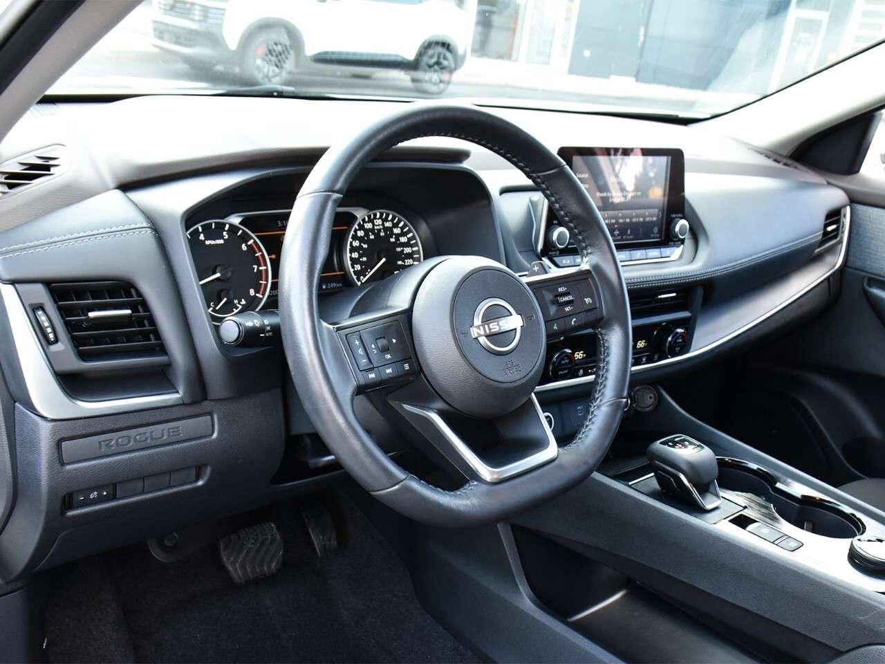 2023 Nissan Rogue APPLE CARPLAY, HEATED SEATS, REARVIEW MONITOR Photo