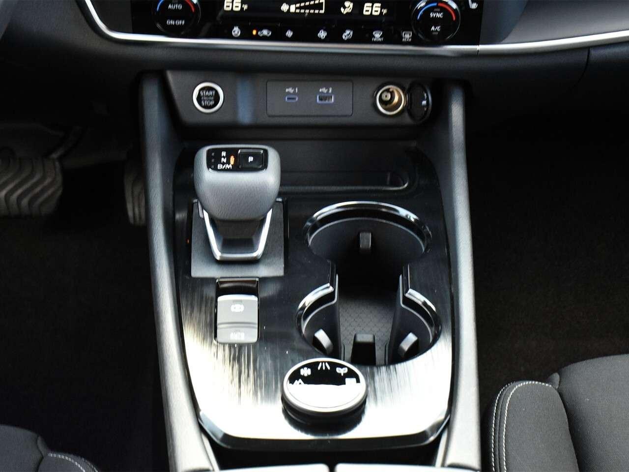 2023 Nissan Rogue APPLE CARPLAY, HEATED SEATS, REARVIEW MONITOR Photo